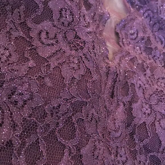 NWT City Triangles Purple Lace Crop Top - Size 15 - Picture 5 of 14